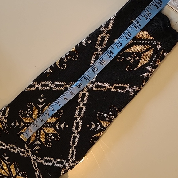 LIKE NEW VTG Nutcracker Pontsettia Metallic Sparkle Scalloped Hem Sweater - Picture 9 of 14